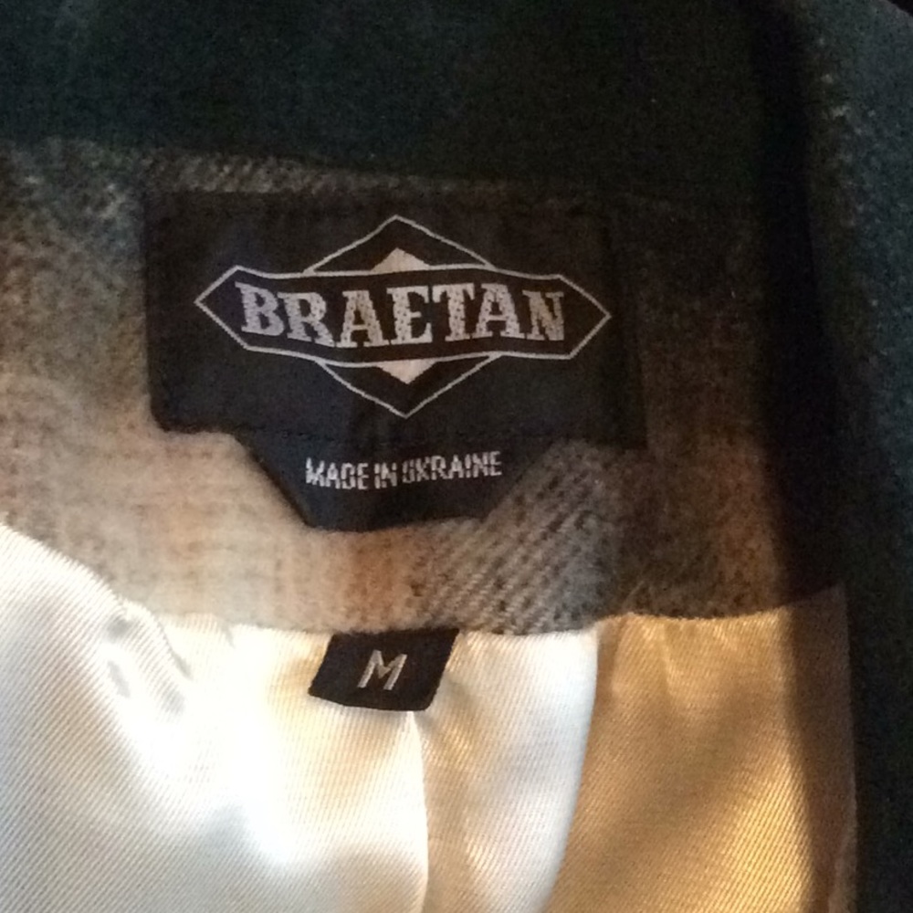 Blazer - Picture 4 of 5